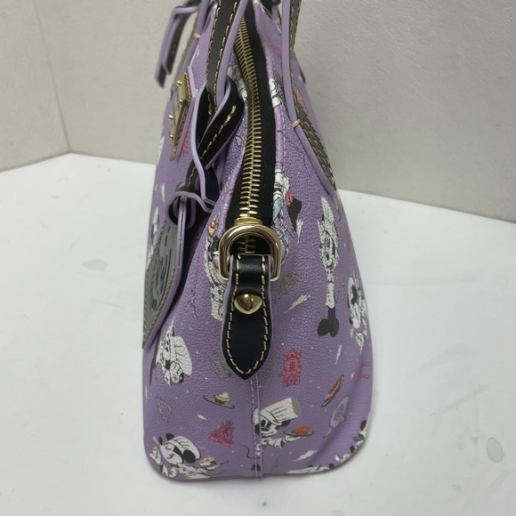 Dooney & Bourke 2019 Disney’s Food Wine Shoulder Bag Tote Purse Passholder - New - Picture 7 of 9